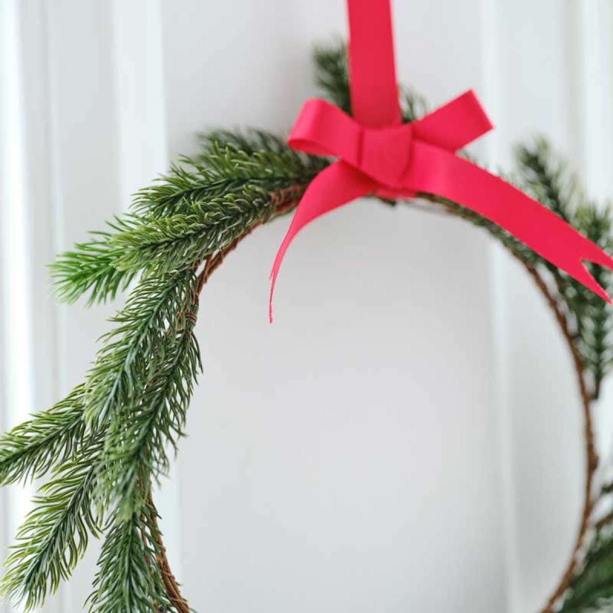 Christmas Foliage Wreath Hanging Decorations (5pk)