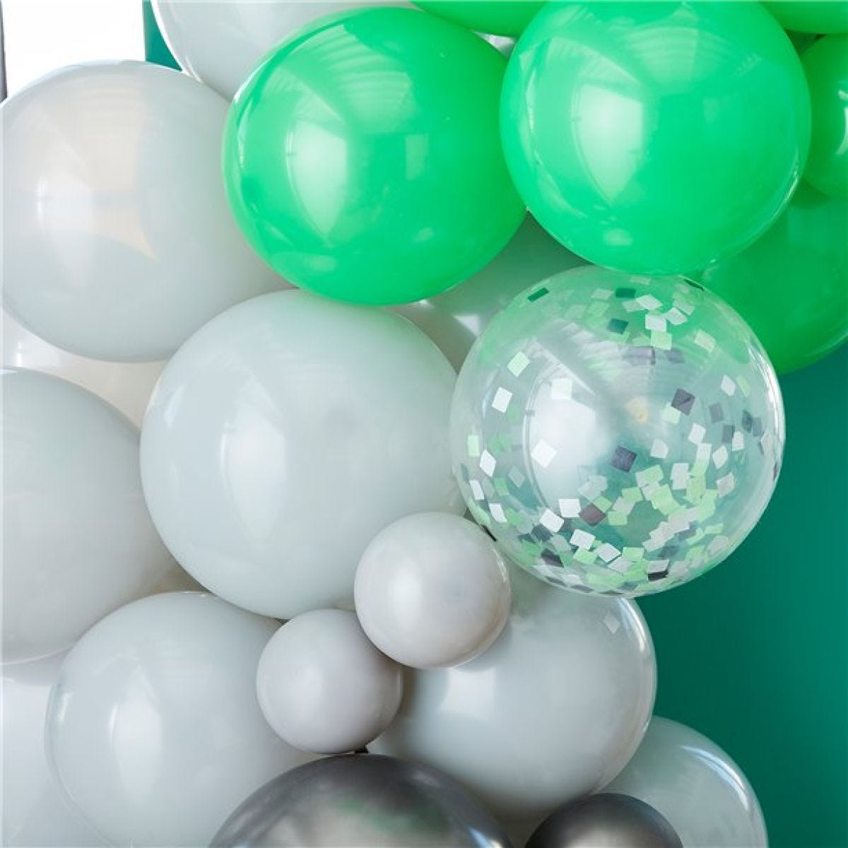 Gamer Balloon Arch - 70 Balloons