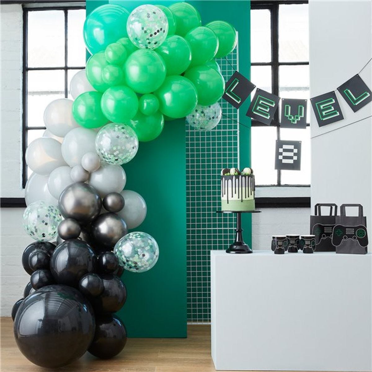 Gamer Balloon Arch - 70 Balloons
